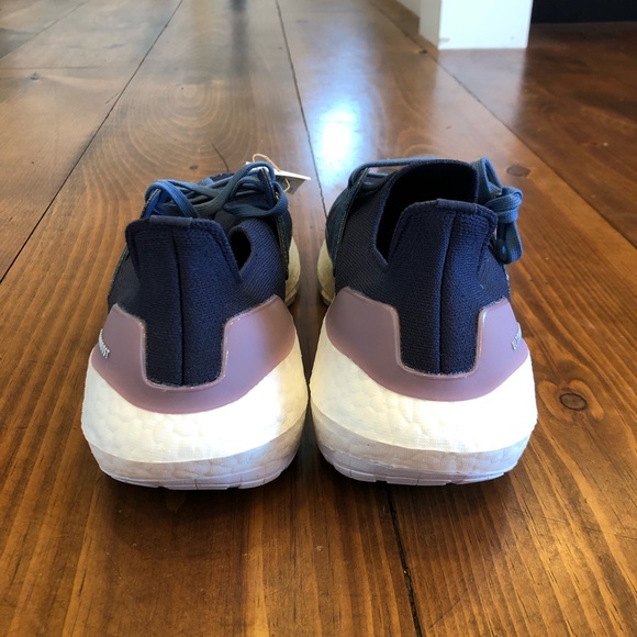 Adidas Ultraboost 22 Women’s 8 Blue NWB NWT - Picture 4 of 7